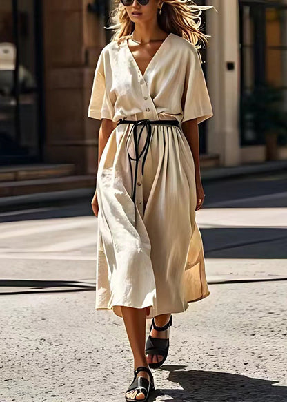 Effortlessly Elegant Dress with a Timeless Design