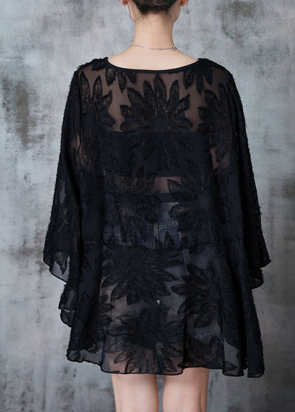 Elegantly Styled Blouse for Everyday Wear