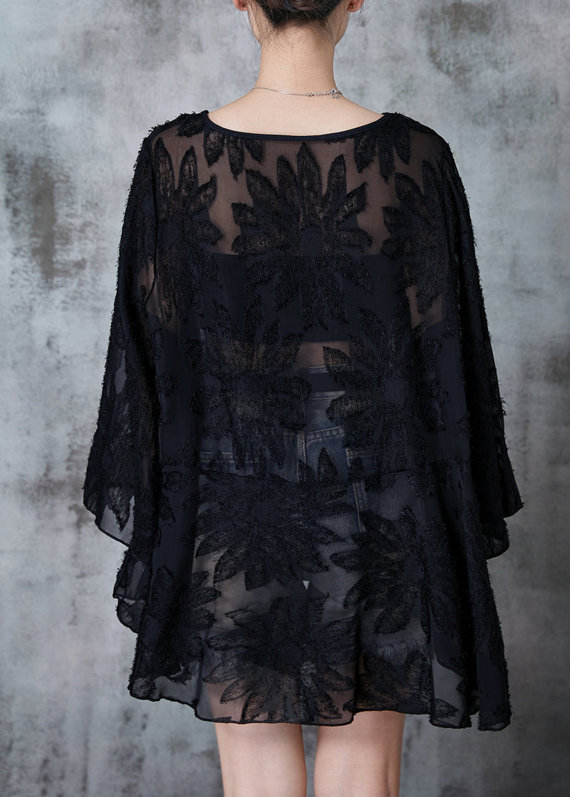 Elegantly Styled Blouse for Everyday Wear