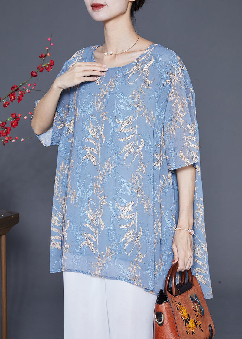 Classic Vintage Shirt with a Flattering Fit
