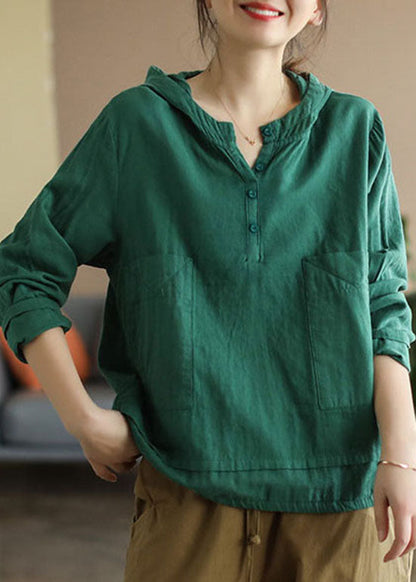 Well Tailored Top with a Graceful Silhouette