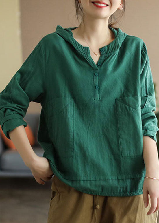Well Tailored Top with a Graceful Silhouette