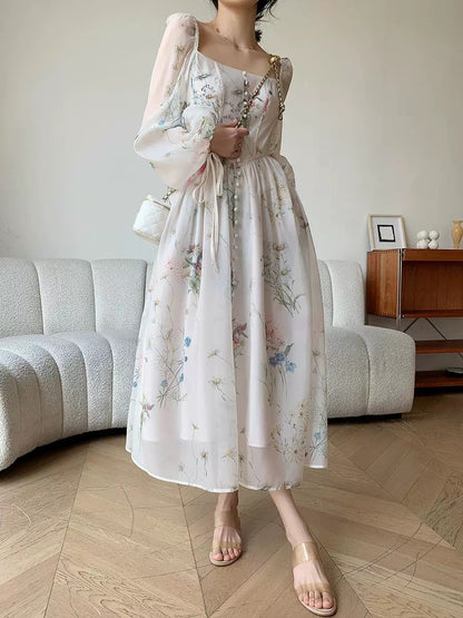 Classic Vintage & Enduringly Stylish Dress