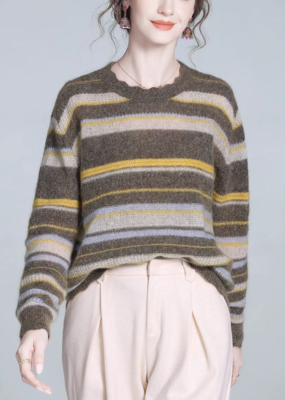 Gracefully Styled Sweater for Any Occasion