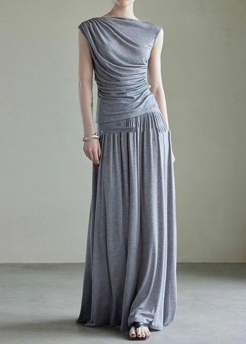 Well Tailored Garment with a Graceful Silhouette