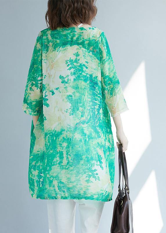 Beautifully Finished Blouse in a Timeless Design