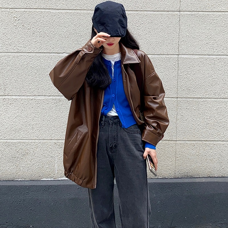 Elegantly Styled Jacket for Everyday Wear