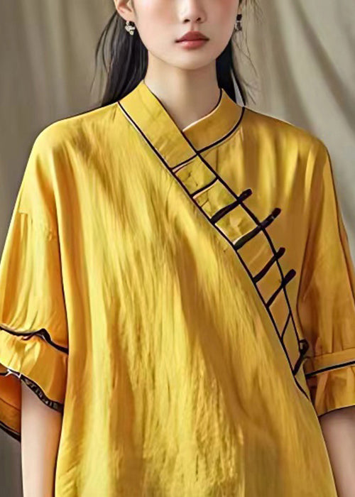 Beautifully Finished Blouse in a Timeless Design