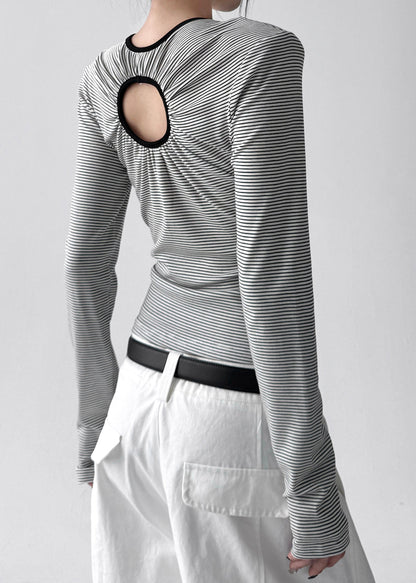 Effortlessly Elegant Top with a Timeless Design