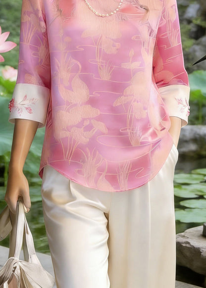 Effortlessly Elegant Shirt with a Timeless Design
