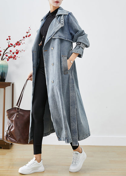 Sophisticated Coat with a Clean Classic Look