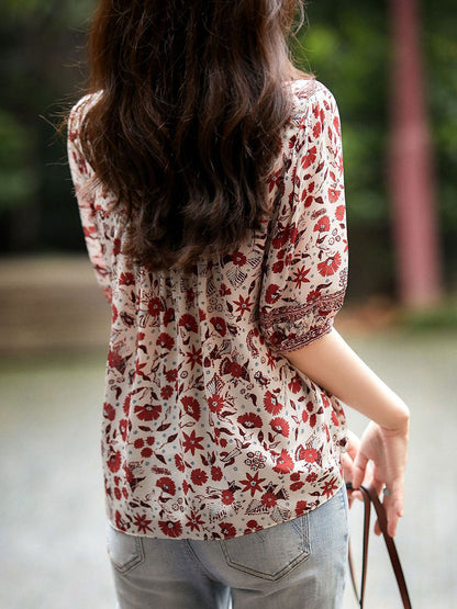 Well Tailored Top with a Graceful Silhouette