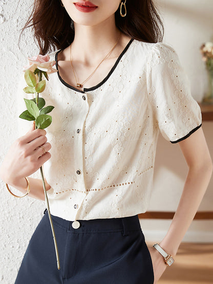 Beautifully Crafted Blouse in a Classic Style