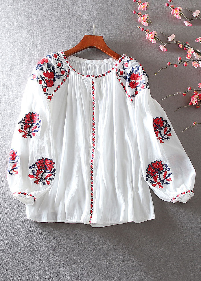 Classic Vintage Shirt with a Flattering Fit