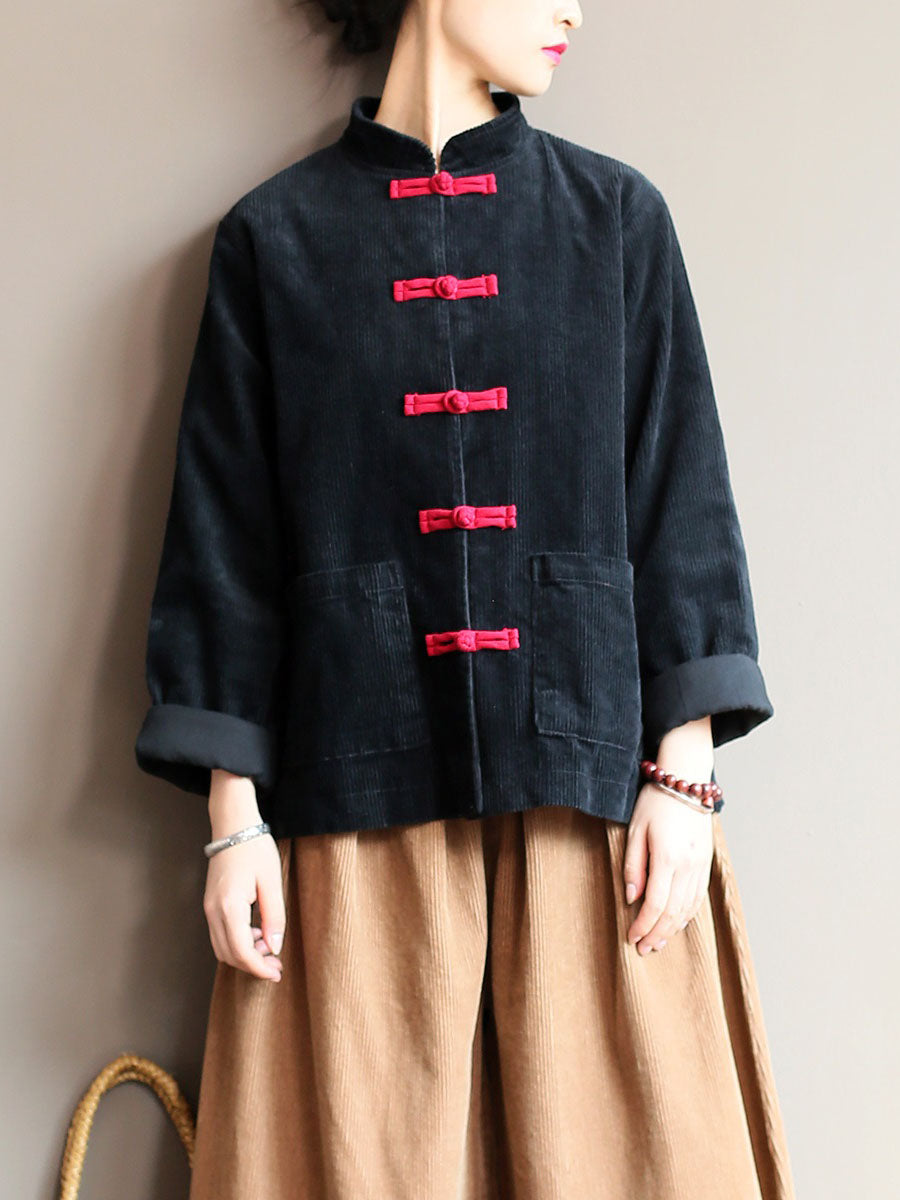 Well Tailored Coat with a Graceful Silhouette