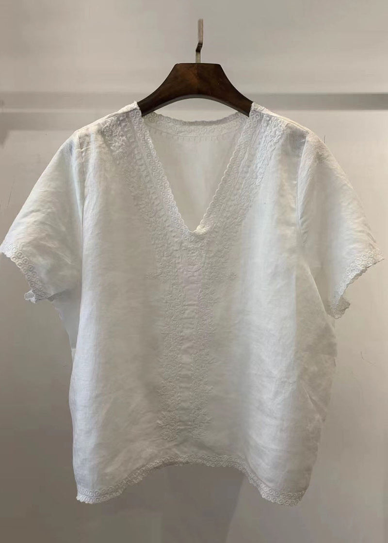Effortlessly Elegant Garment with a Timeless Design