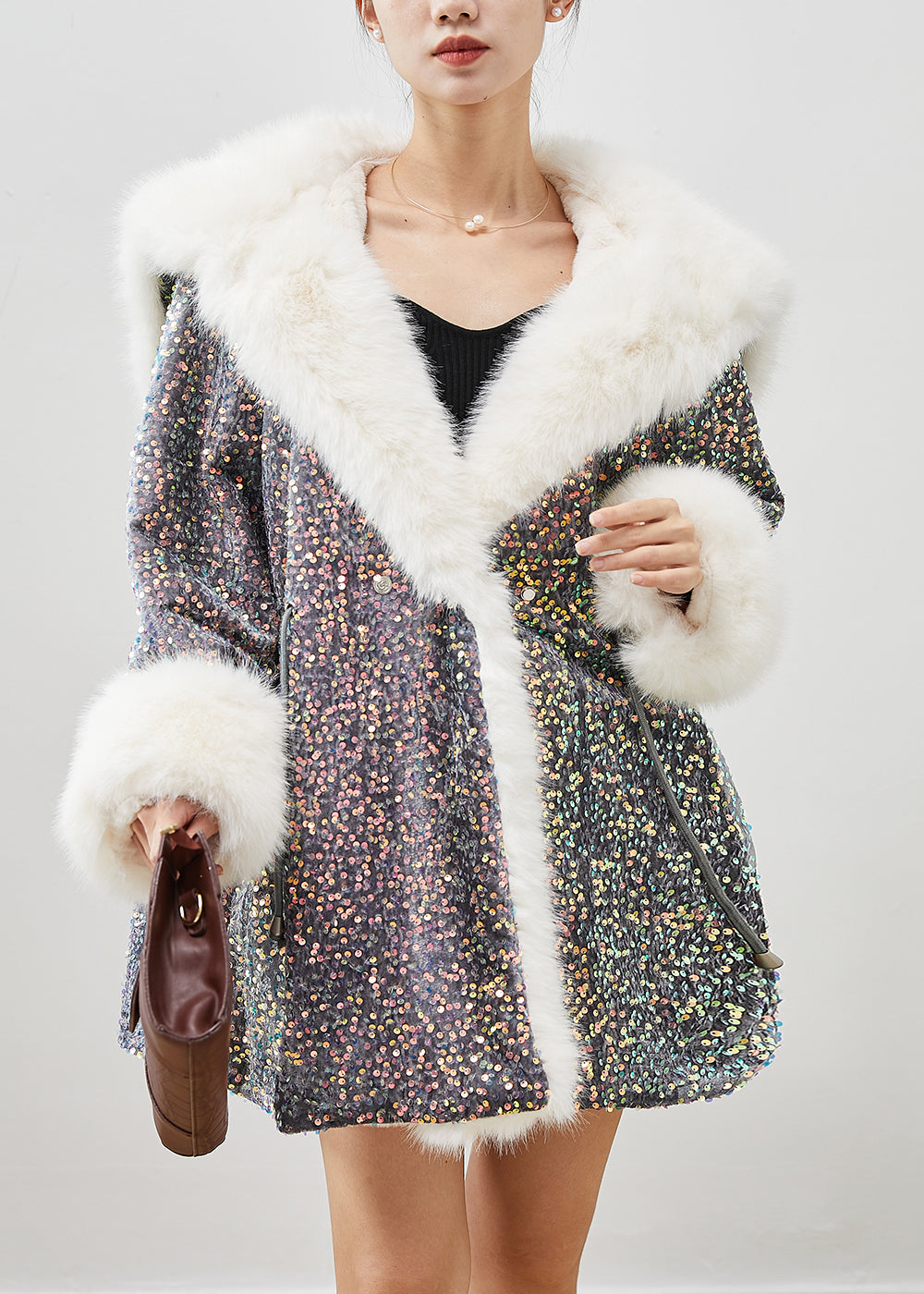 Effortlessly Elegant Coat with a Timeless Design