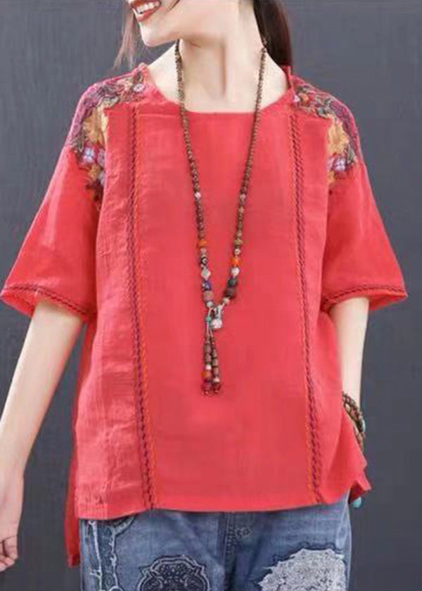 Effortlessly Elegant Top with a Timeless Design