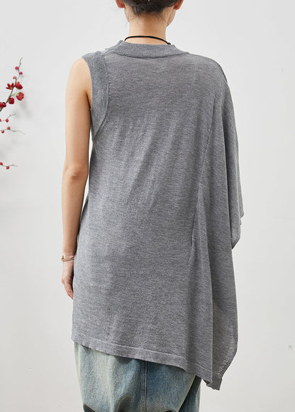 Effortlessly Elegant Top with a Timeless Design