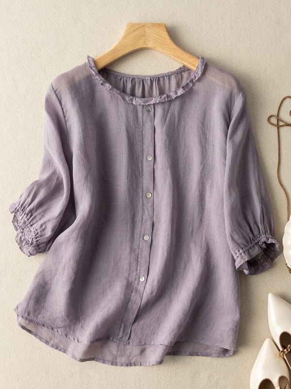 Well Tailored Blouse with a Graceful Silhouette