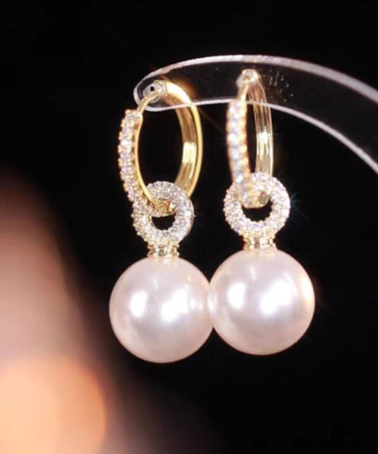 Beautiful Pearl Earring with Unique Style