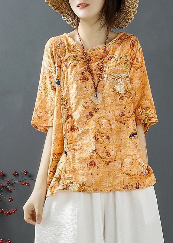 Effortlessly Elegant Top with a Timeless Design
