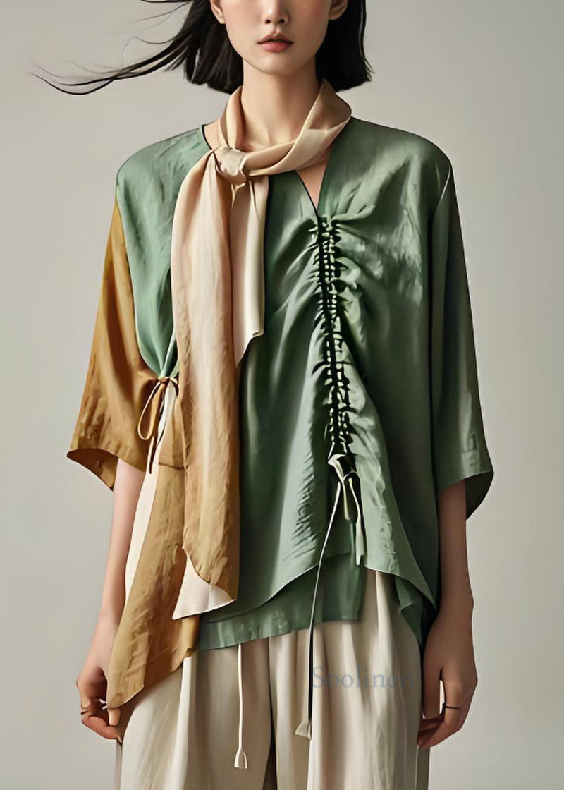 Effortlessly Elegant Top with a Timeless Design