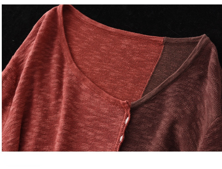 Effortlessly Elegant Top with a Timeless Design
