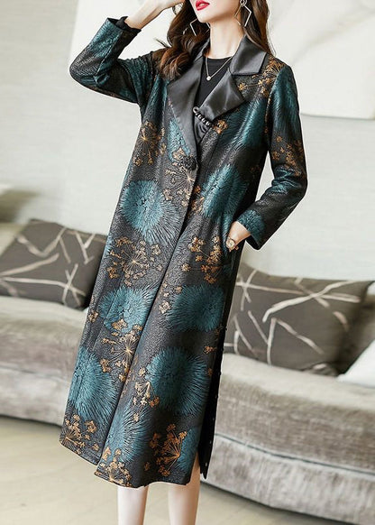 Classic Vintage Coat with a Flattering Fit