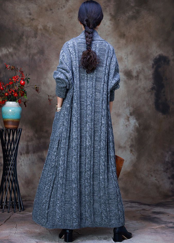 Classic Vintage & Enduringly Stylish Coat