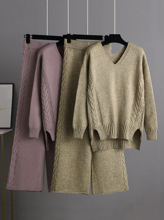 Elegantly Styled Sweater for Everyday Wear