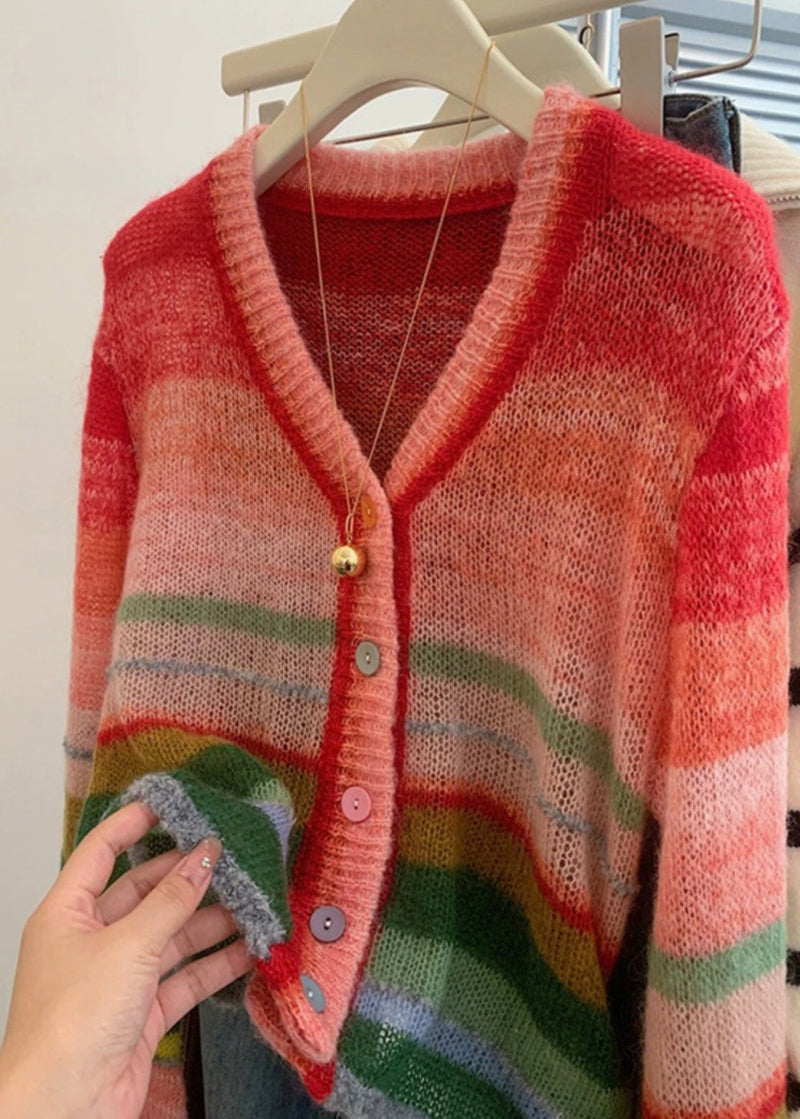Classic Vintage Cardigan with a Flattering Fit