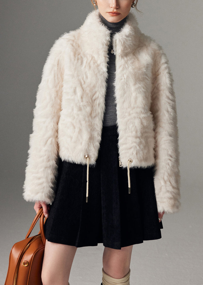 Elegantly Styled Coat for Everyday Wear