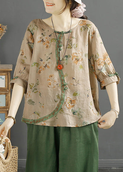 Classic Vintage & Enduringly Stylish Blouse