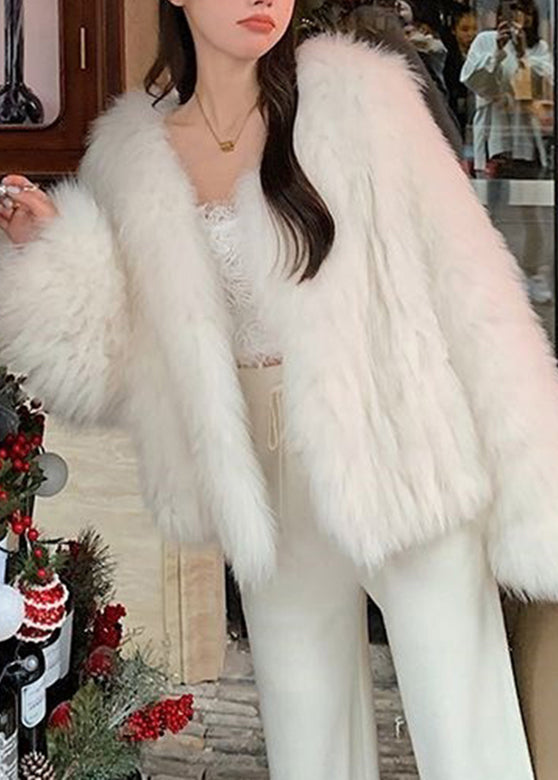 Gracefully Styled Coat for Any Occasion