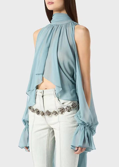 Sophisticated Blouse with a Clean Classic Look