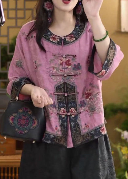 Classic Vintage Shirt with a Flattering Fit