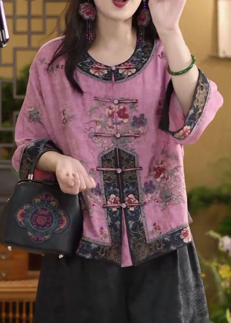 Classic Vintage Shirt with a Flattering Fit