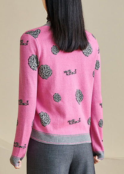 Classic Vintage Cardigan with a Flattering Fit