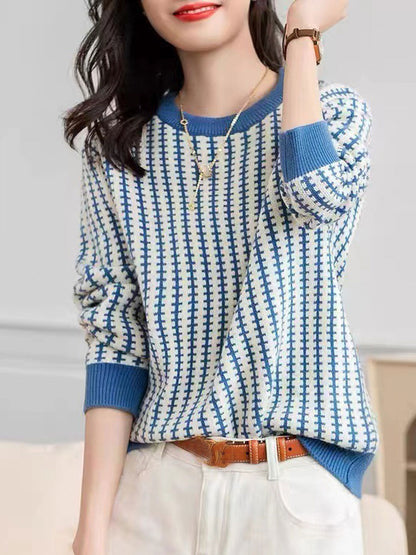 Beautifully Finished Sweater in a Timeless Design
