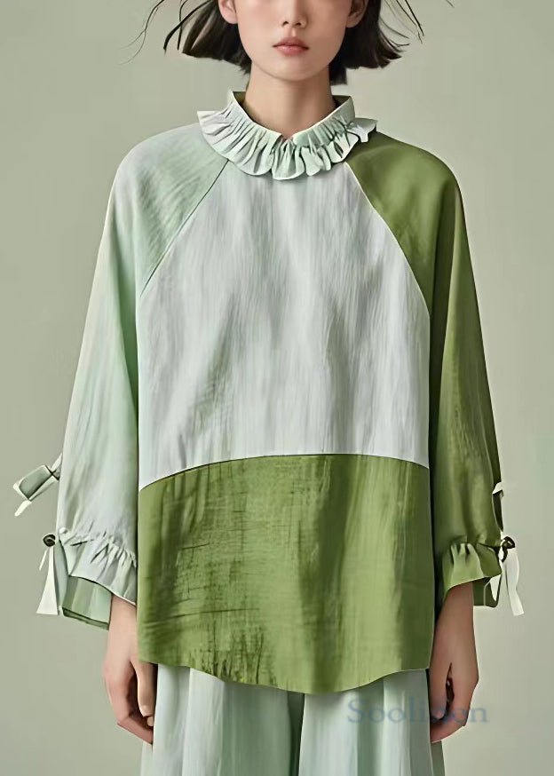Effortlessly Elegant Blouse with a Timeless Design