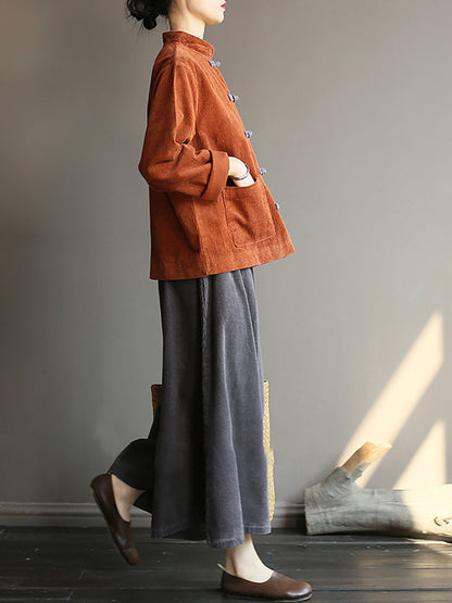 Well Tailored Coat with a Graceful Silhouette