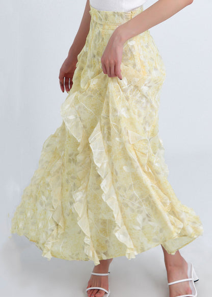 Well Tailored Garment with a Graceful Silhouette