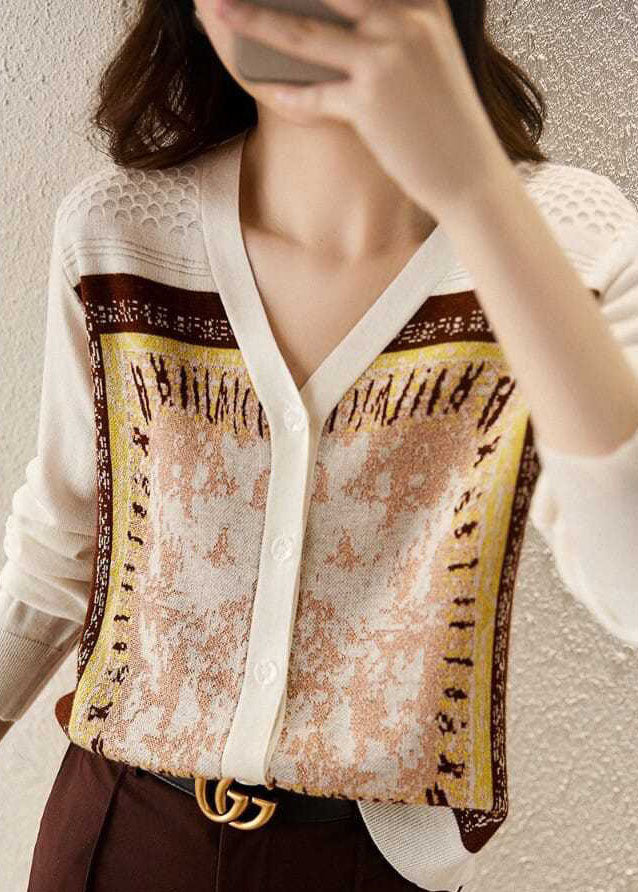 Beautifully Finished Cardigan in a Timeless Design