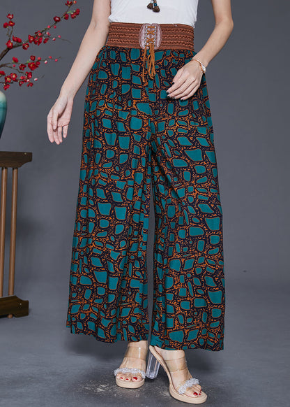Well Tailored Pants with a Graceful Silhouette