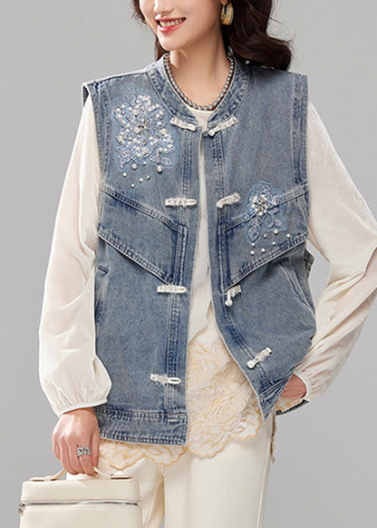 Elegantly Styled Coat for Everyday Wear