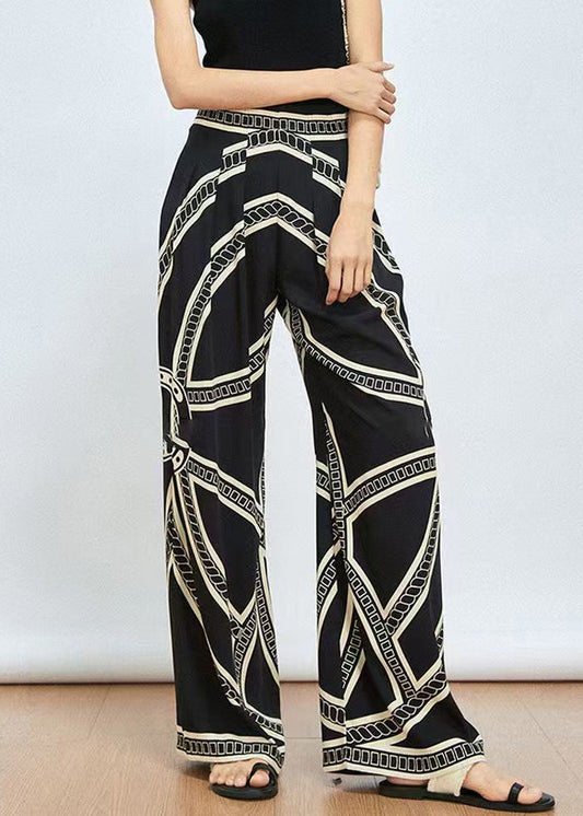 Beautifully Finished Pants in a Timeless Design