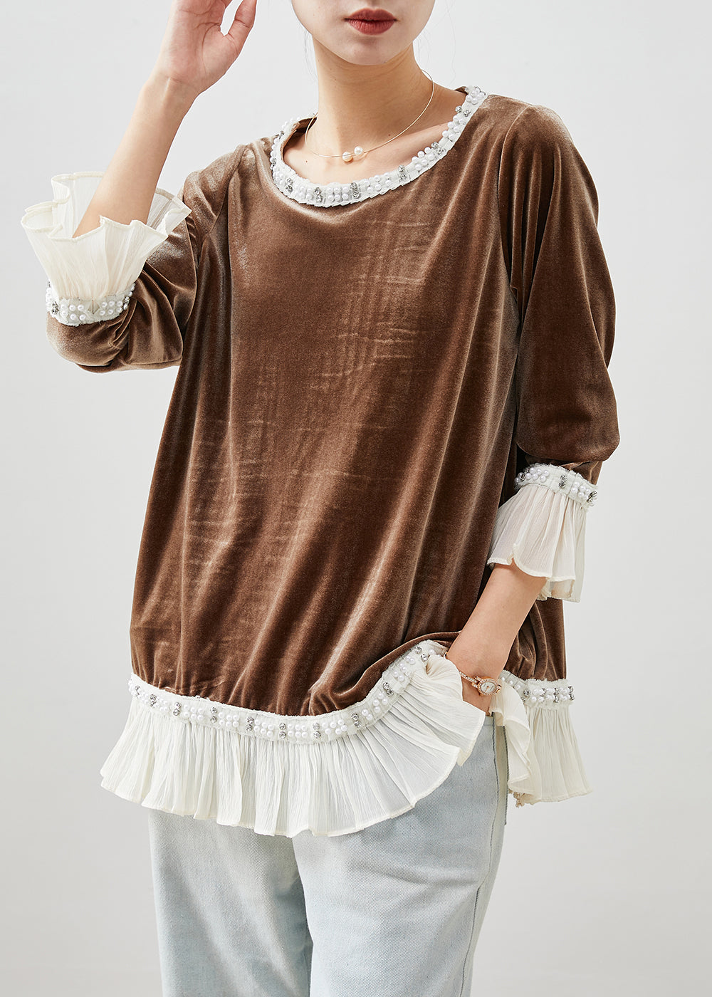Classic Vintage Shirt with a Flattering Fit