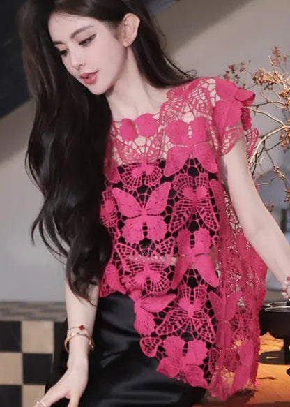 Beautifully Finished Top in a Timeless Design
