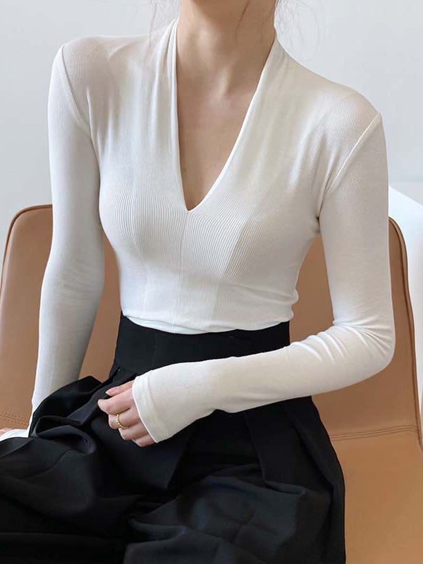 Well Tailored T-Shirt with a Graceful Silhouette